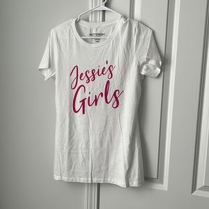 Printed tee! Jessie’s girl!